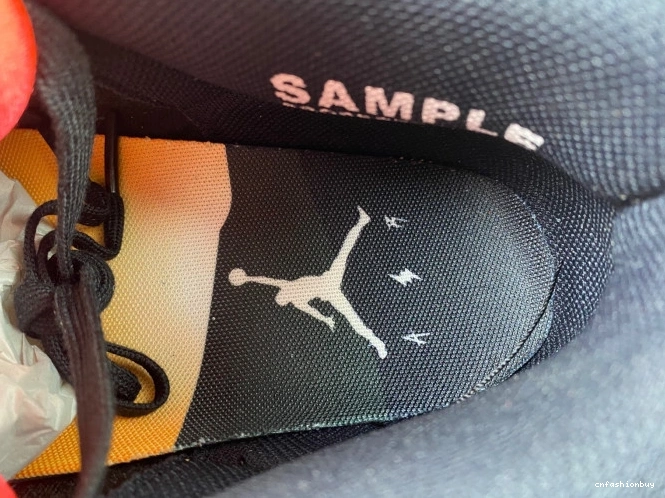 Air 3 Rio Balvin FN0344-001 x J Jordan 1111